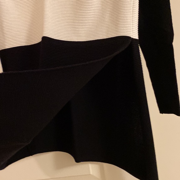Women’s black and white long sleeve Sweater, M/L - Picture 5 of 7